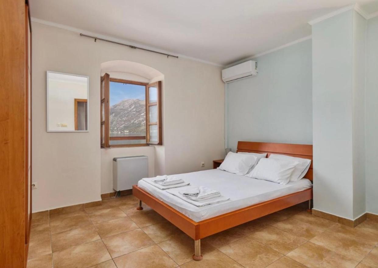 Apartments Barba コトル エクステリア 写真