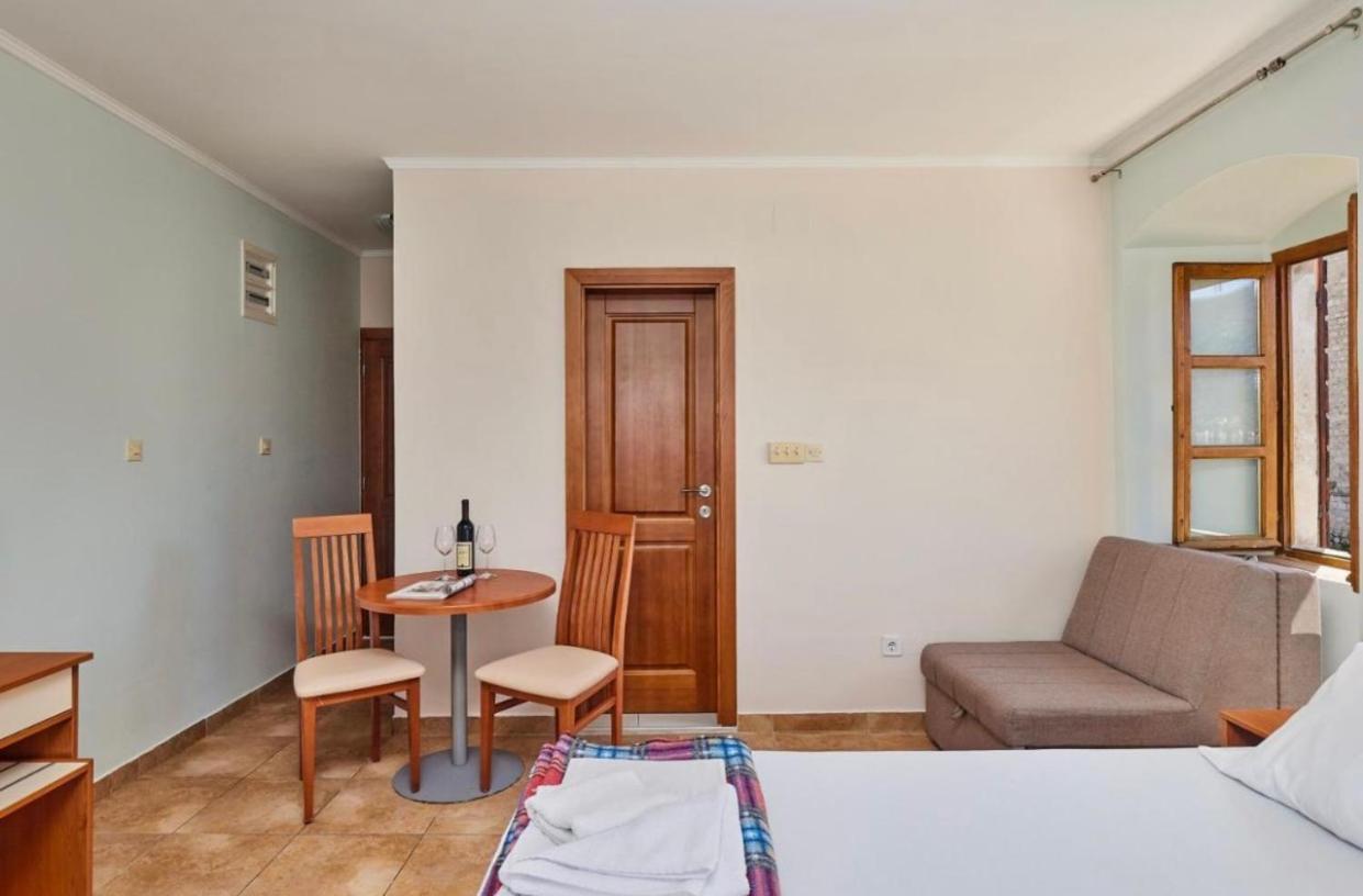 Apartments Barba コトル エクステリア 写真