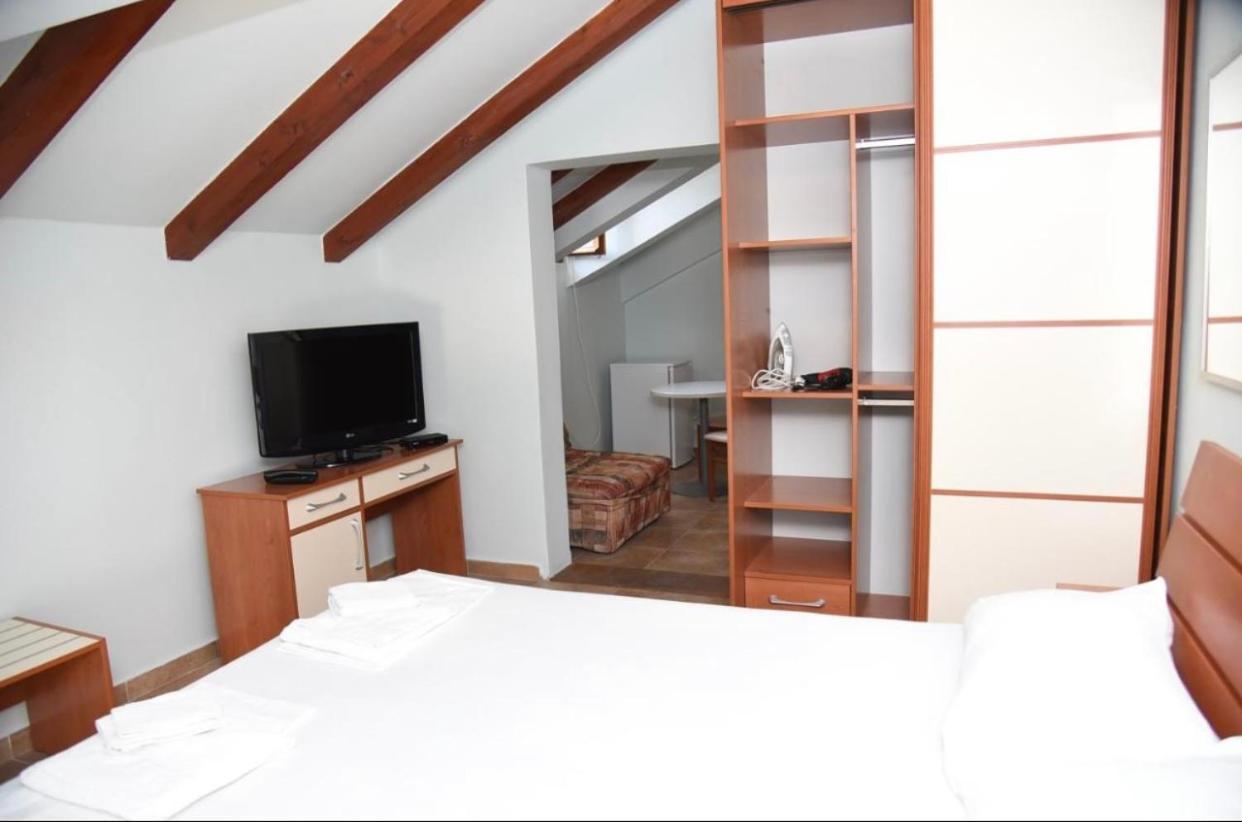 Apartments Barba コトル エクステリア 写真